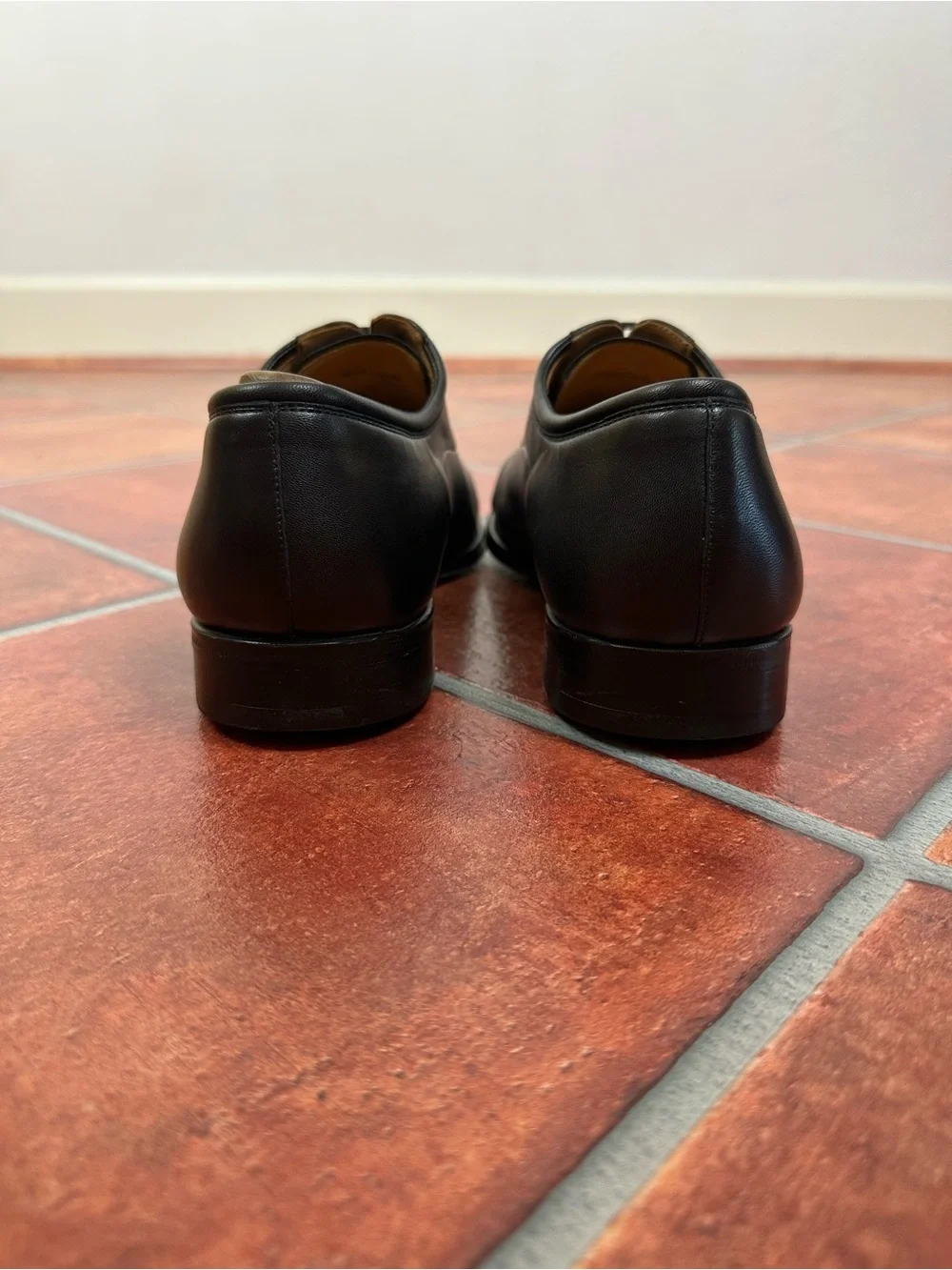 Magnanni Naxos Leather Cap-Toe Derby Shoes